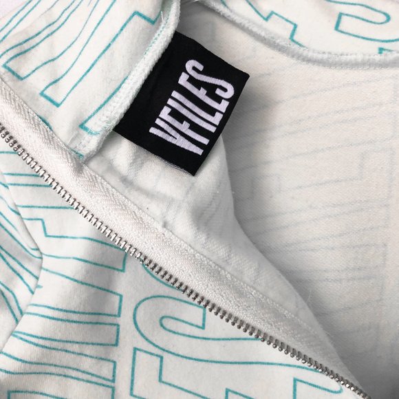 V Files white baby blue all over logo long sleeve mock neck bodysuit - Picture 6 of 7